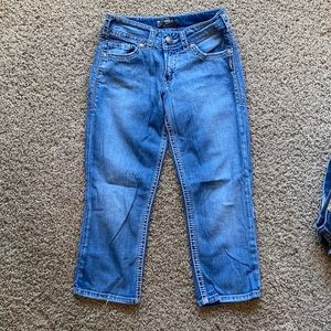 Silver suki surplus capri